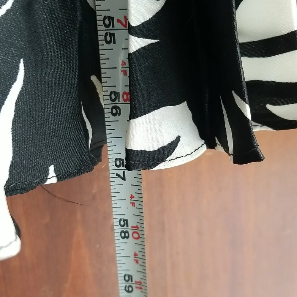 🖤Black🖤 & White Pleated Long Dress - Picture 10 of 14